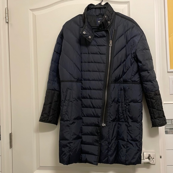Madewell Jackets & Blazers - Madewell Navy & Black zip up puffy coat, size M